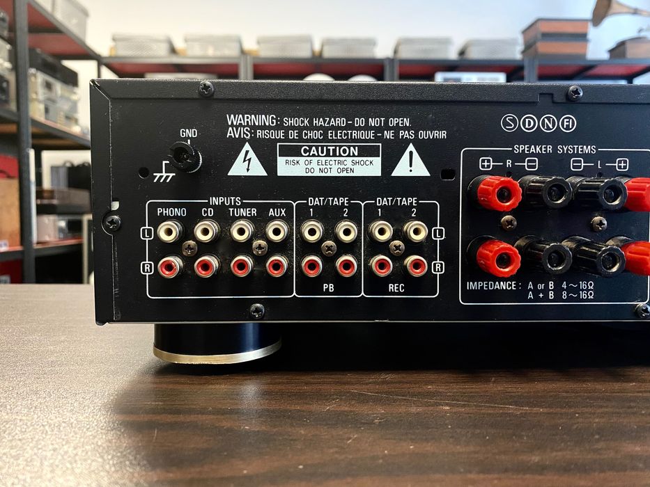 Качествен усилвател Denon