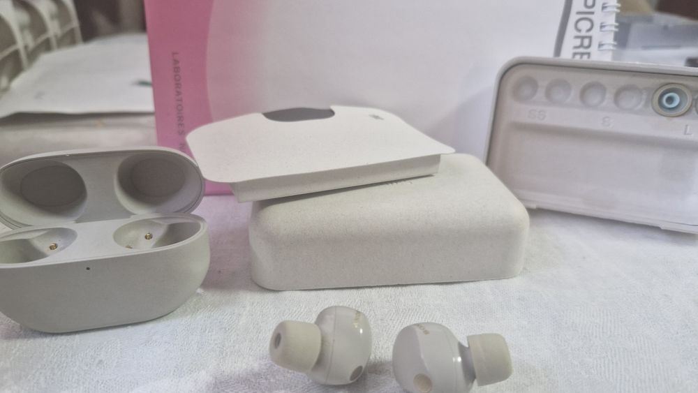 Продам наушники sony 1000xm5