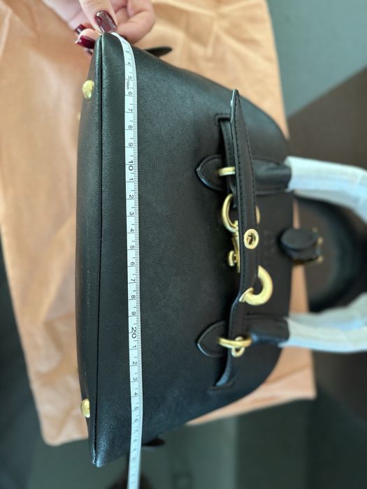 Miu miu чанта 299лв ест.кожа пълен комплект