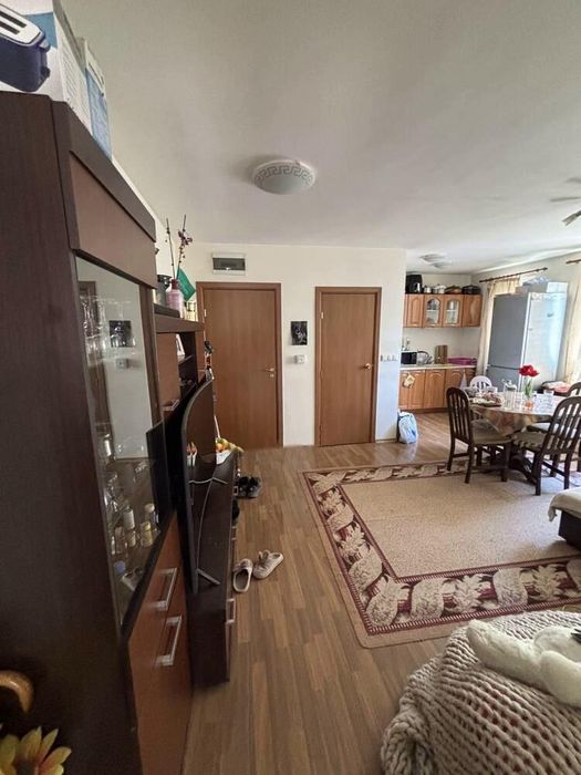 Дава се под наем Тристаен апартамент в София, Витоша - 80 кв.м за 763.98 € - Снимка #2