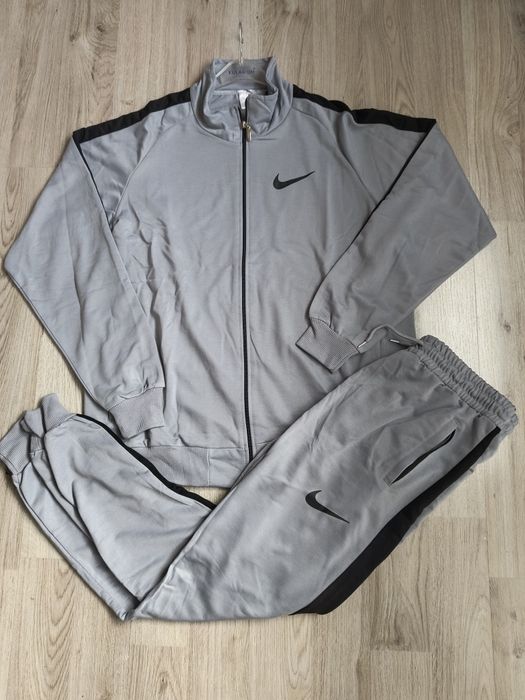 Мъжки спортен екип ХХЛ