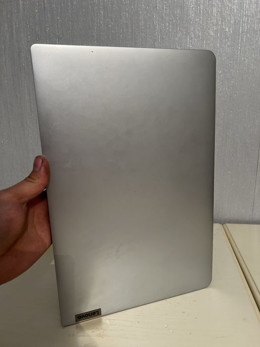 Продам Ноутбук Ленова