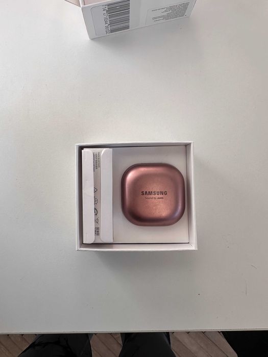 Samsung Buds Live Безжични слушалки