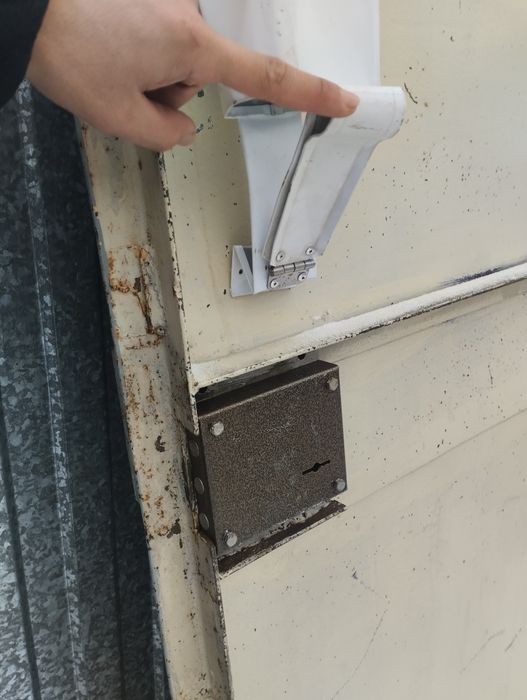 Темір есік сатылады