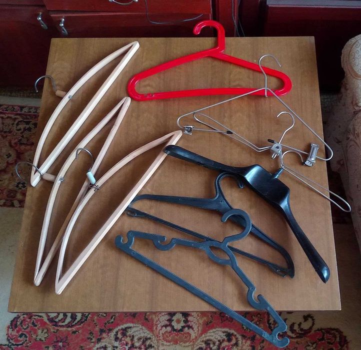 вешалки -плечики