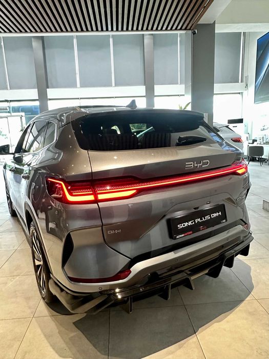 BYD Song Plus Champion 150 km Flagship Yakkasaroy