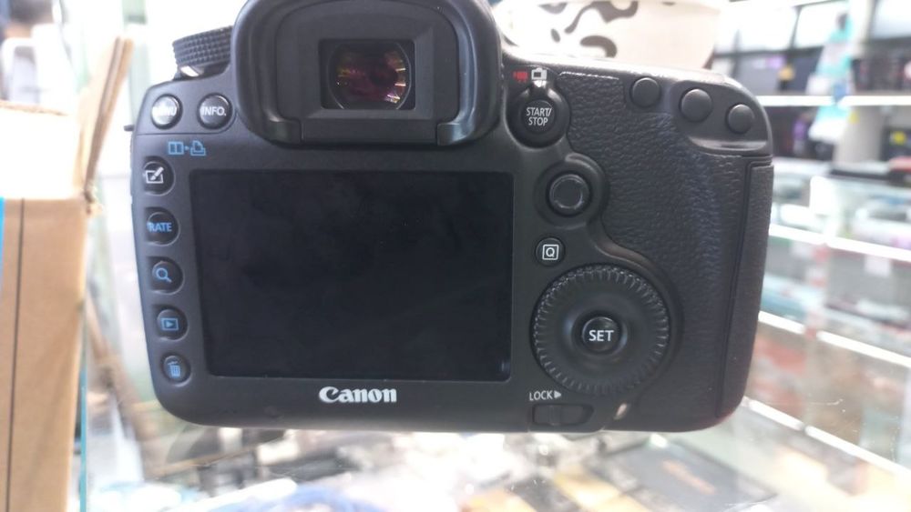 Canon EOS 5D mark lll