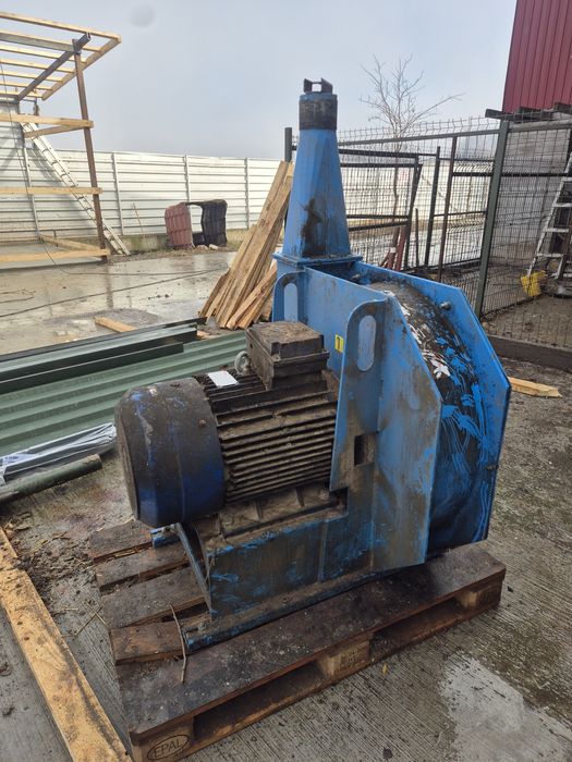 Vând Moara Ciocanele MB 37