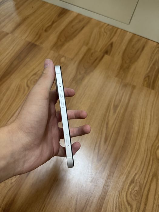 iPhone 13 arzon ulgrlb qolila