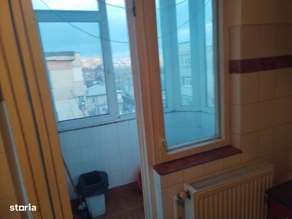 De vânzare apartament 1 camera Zona Rosiori