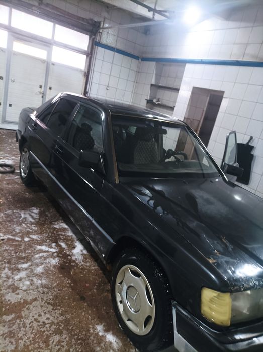 Продам Мерседес 190
