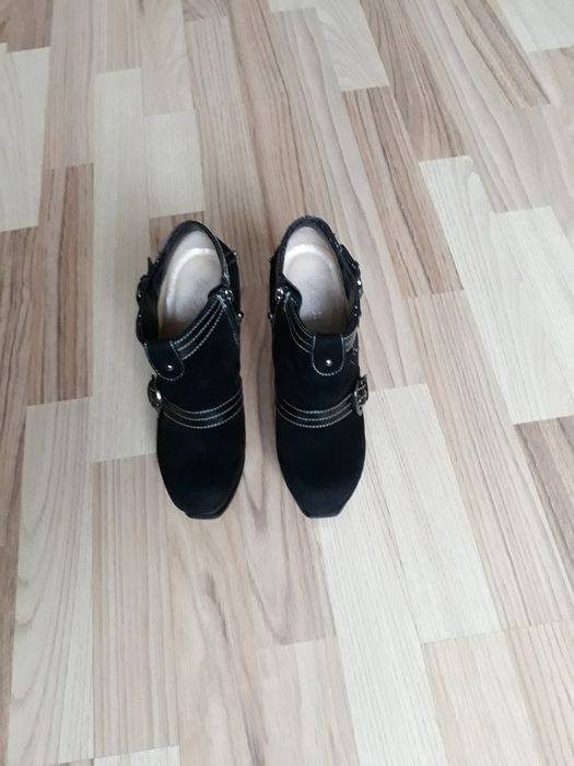 Botine Glossi piele naturală interior și exterior!