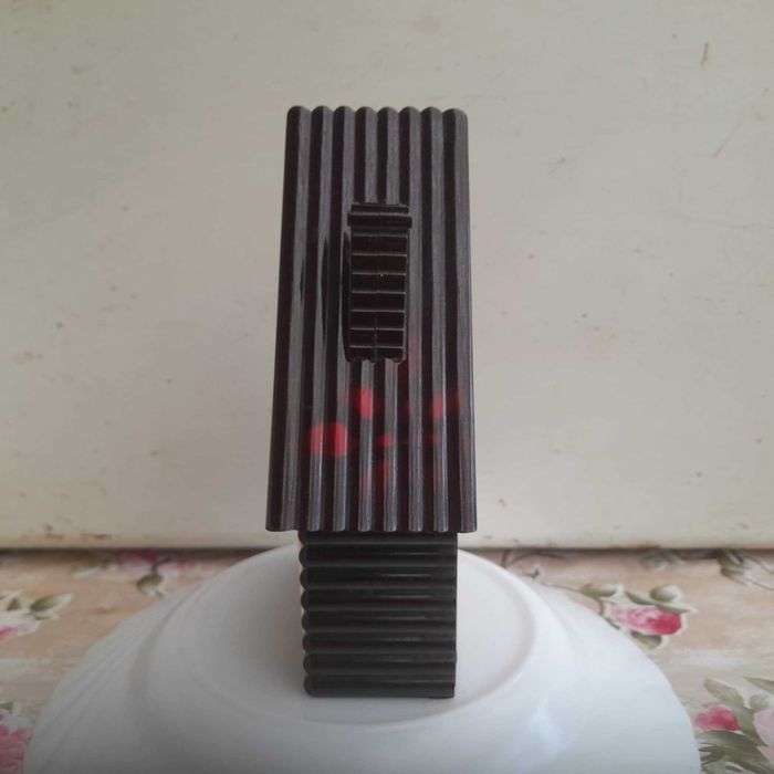 Ceas de masa/birou quartz  fabricat in Franta