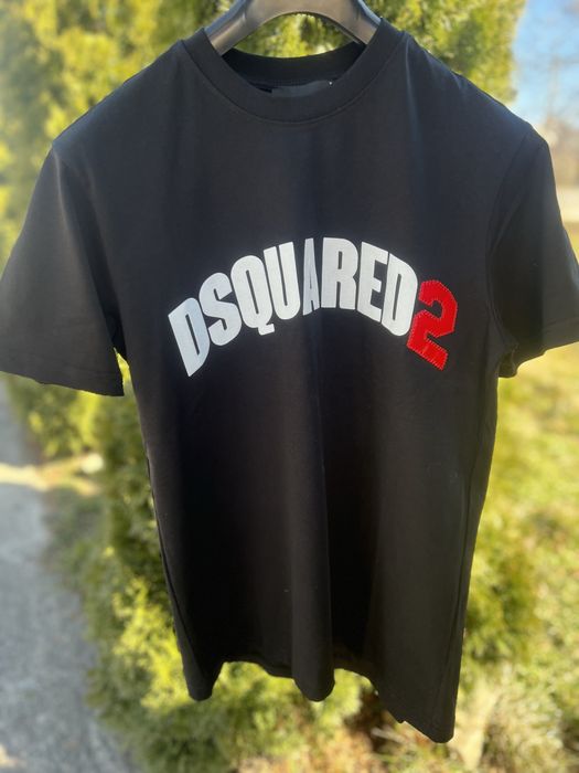Adidasi/Tricou/Blugi,noi!