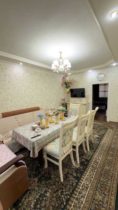 M874 ПРОДАЕТСЯ 2/4/4 Квартира Ор.р: Чиланзар 11, Шох мед