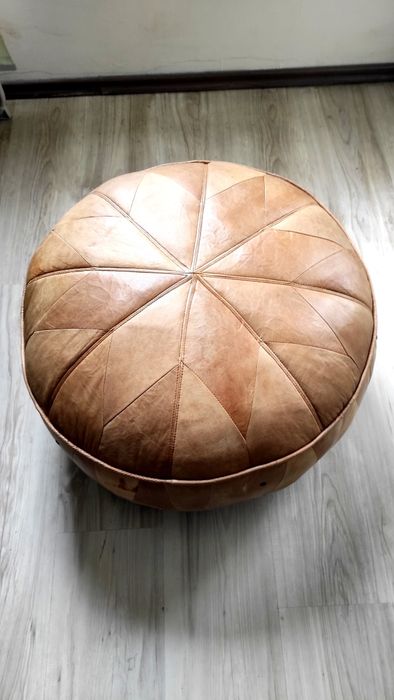 Кожен пуф,кожена табуретка