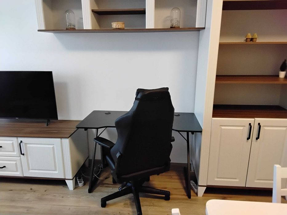 Дава се под наем Двустаен апартамент в София, Зона Б-19 - 81 кв.м за 740 € - Снимка #3