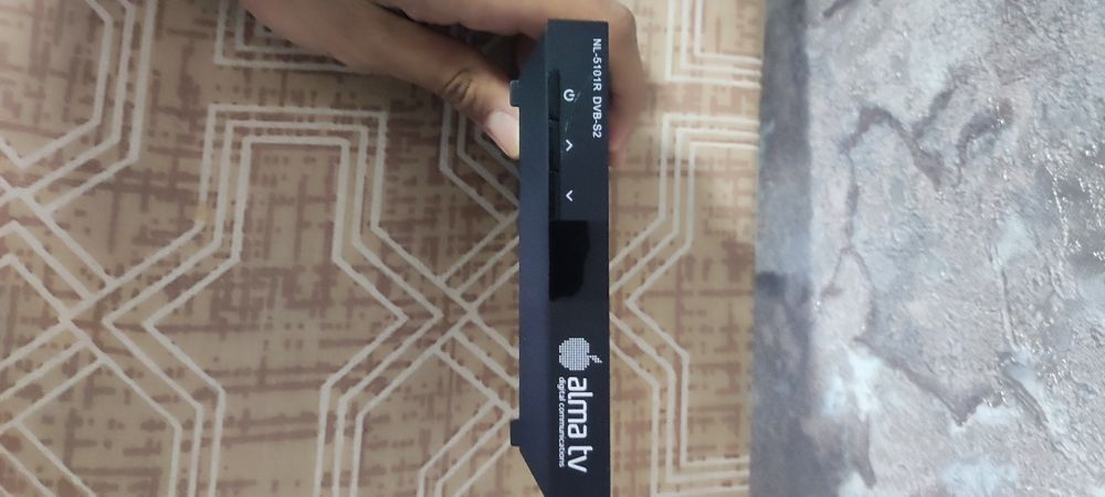Спутниковый ресивер Alma TV NL-5101R