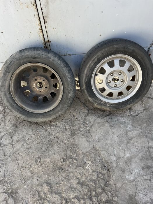 Продам диски на ауди без резины р15