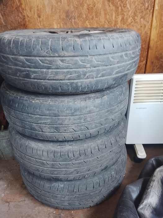 Продам резину на газель