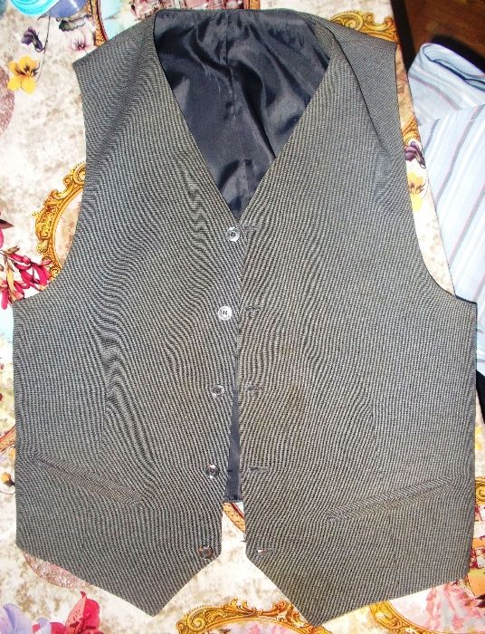 Vestă costum-pullover