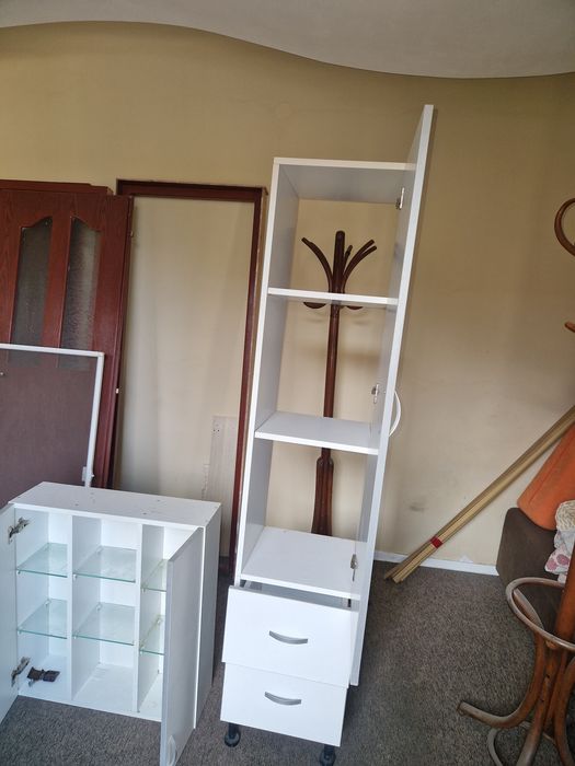 Vand mobilier baie