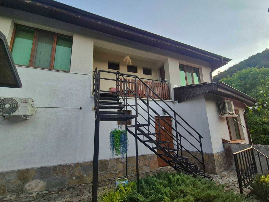 Продава се Къща в Плачковци - 212 кв.м за 883 €/кв.м - Снимка #15