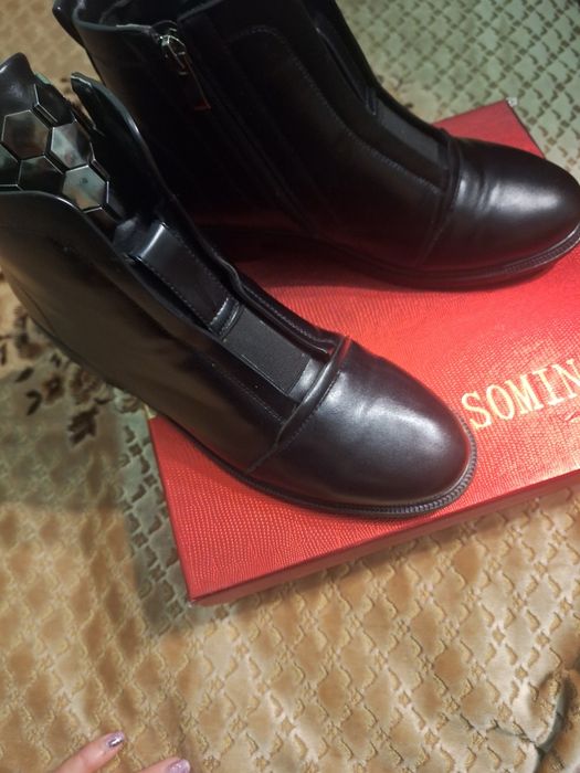 Ботинки женские 39 размер