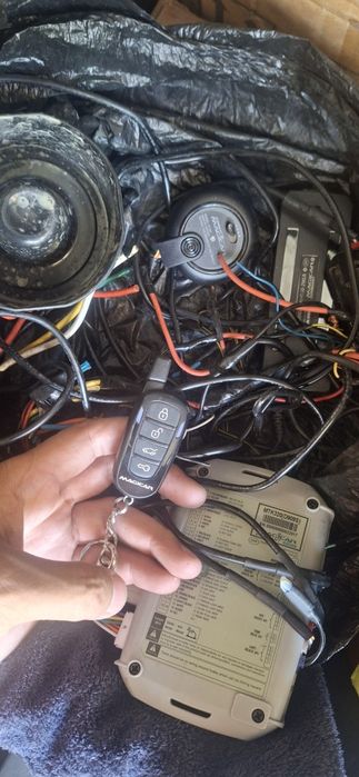 Продам Magicar 909s Dominant оригинал БЕЗ ГЛАВНОГО ПУЛТА.КОТТА ПУЛТИ Й