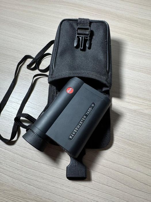 Дальномер LEICA.