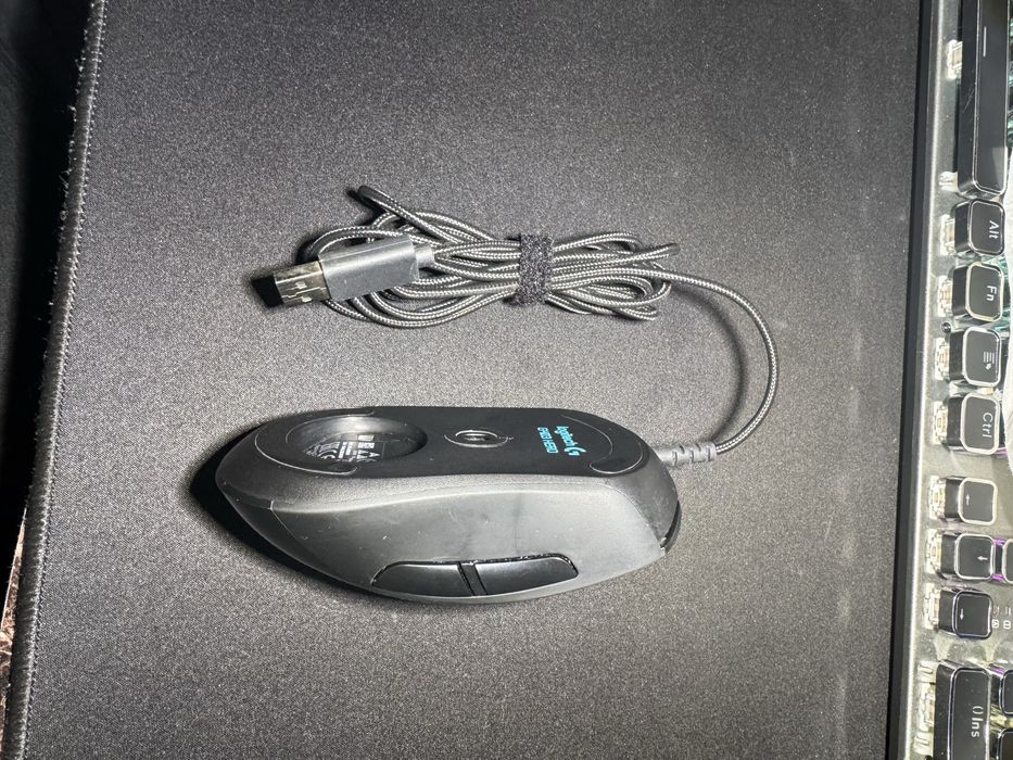 Игровая мышь Logitech