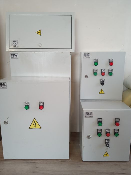 Продам электрические щетки.