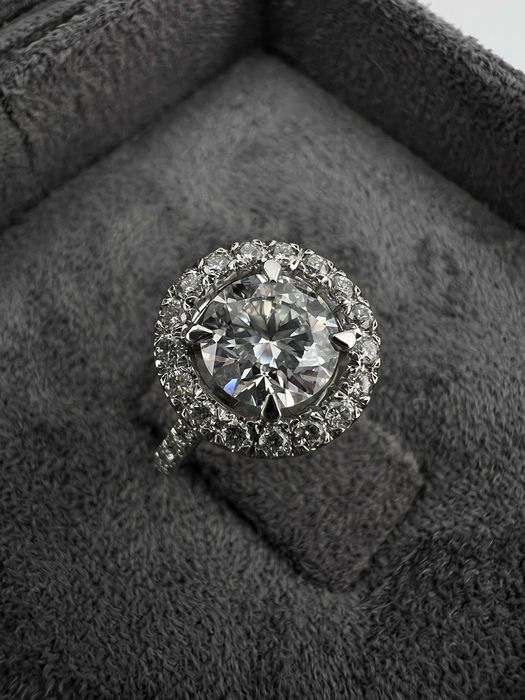 Кольцо с бриллиантом 1,29 ct