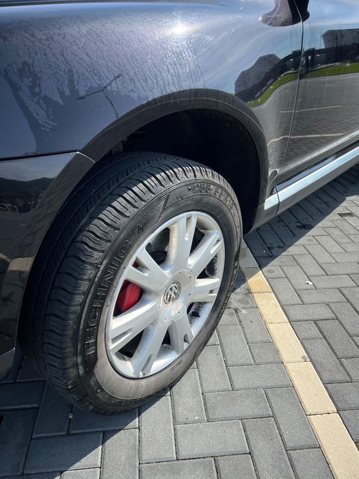 Vând VW tuareg anul 2008