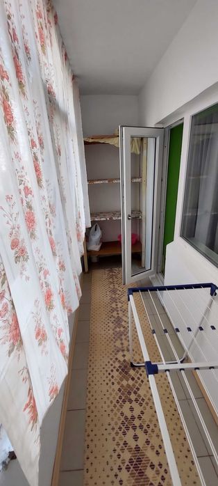Apartament cu 2 camere de inchiriat - langa Scoala Nr.3