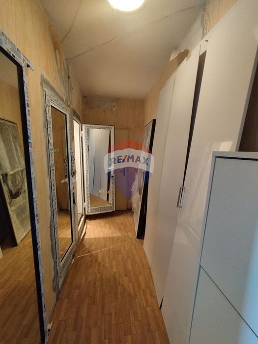 Продава се Двустаен апартамент в Варна, Възраждане 4 - 86 кв.м за 1745 €/кв.м - Снимка #7