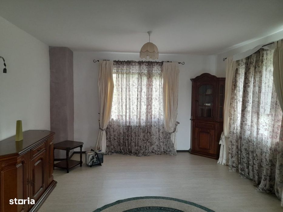 Casa noua in oras cartier nou de case zona Dobosari