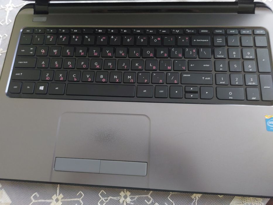 Лаптоп HP 250 G3