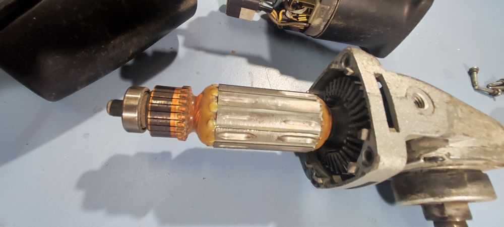 Ъглошлайф sparky