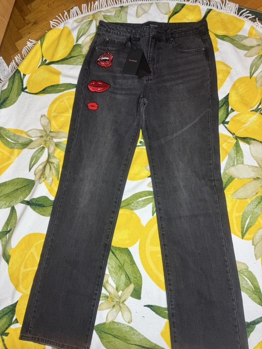 Pinko Черни прави дънки с бродерия на целувки Flavia 2