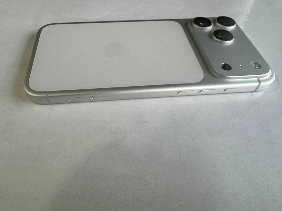 iPhone 17 Pro Max 256gb 100% батерия.Гаранция