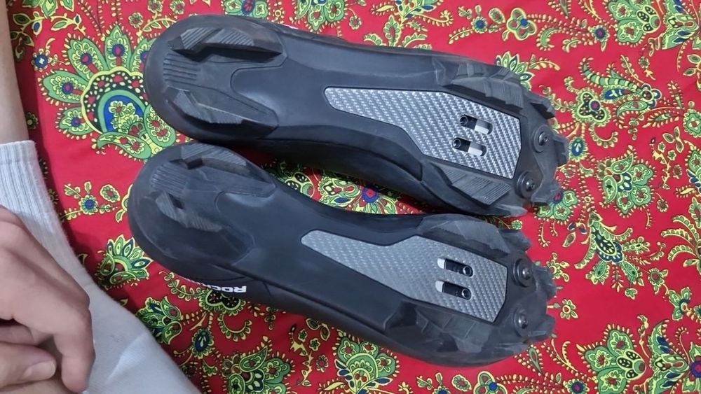 Продам велотуфли rockrider