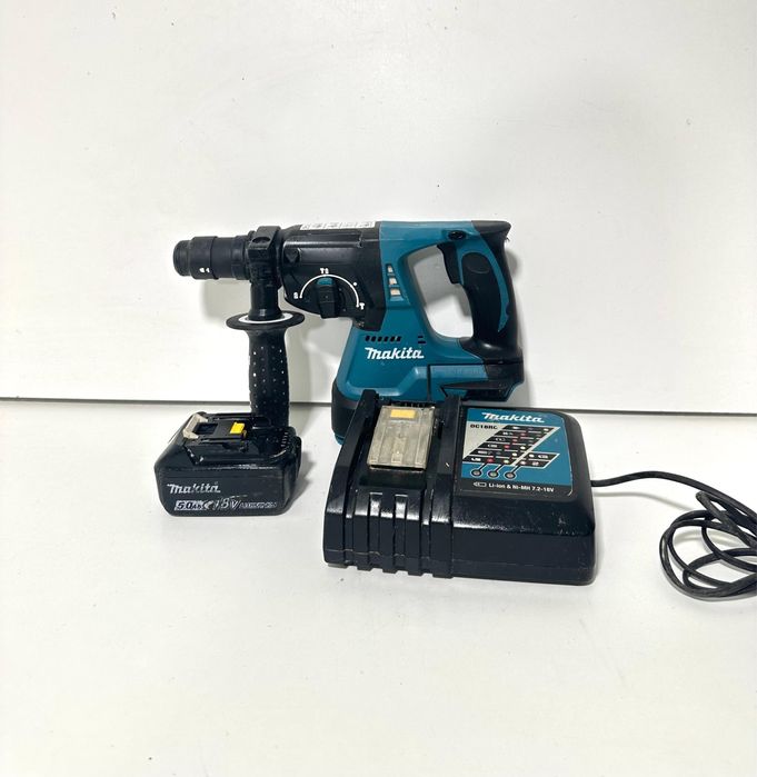 Rotopercutor Makita pe acumulatori DHR 243