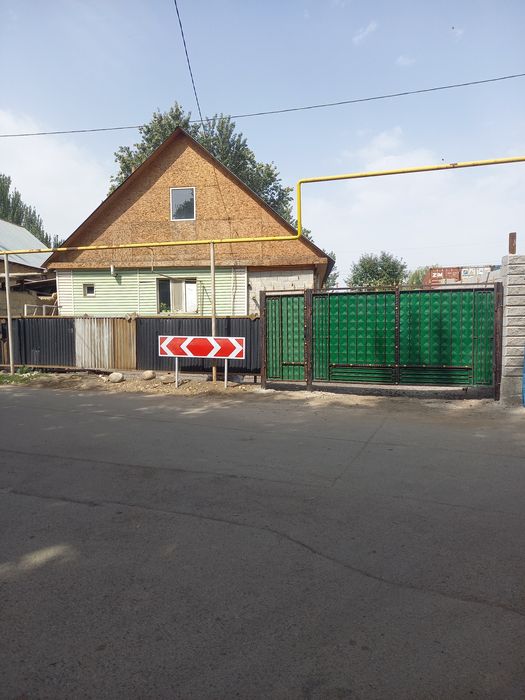 Срочно продам дом 10на16 под мансард документы полный пакет в порядке