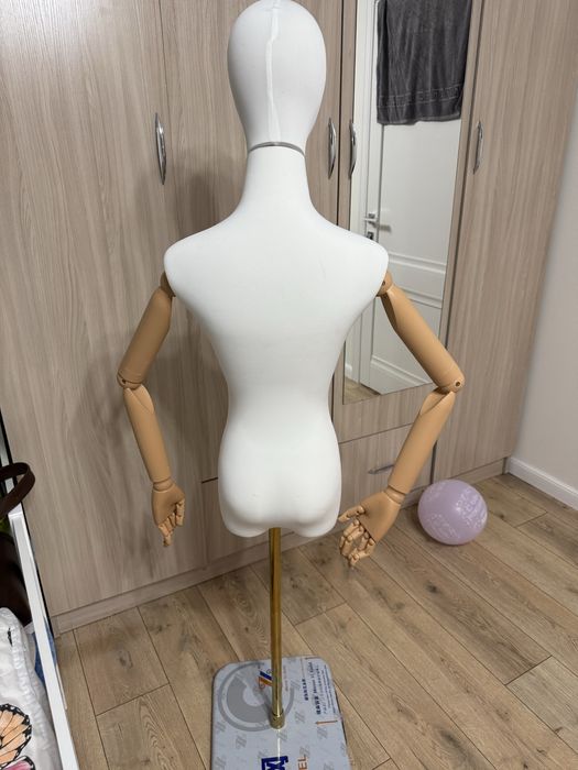 Маникен новый женский