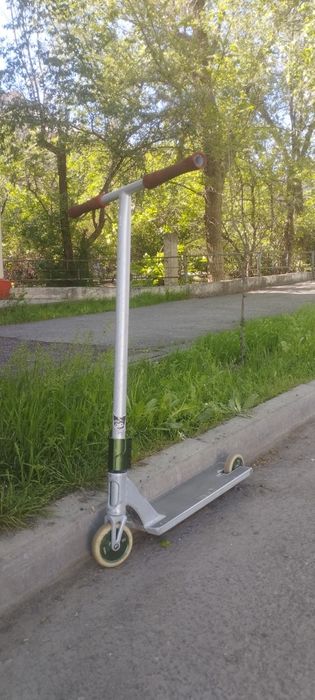 Трюковой самокат
