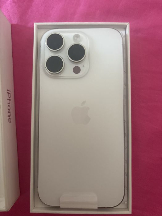 iphone 16 pro 256гб новый экран потек