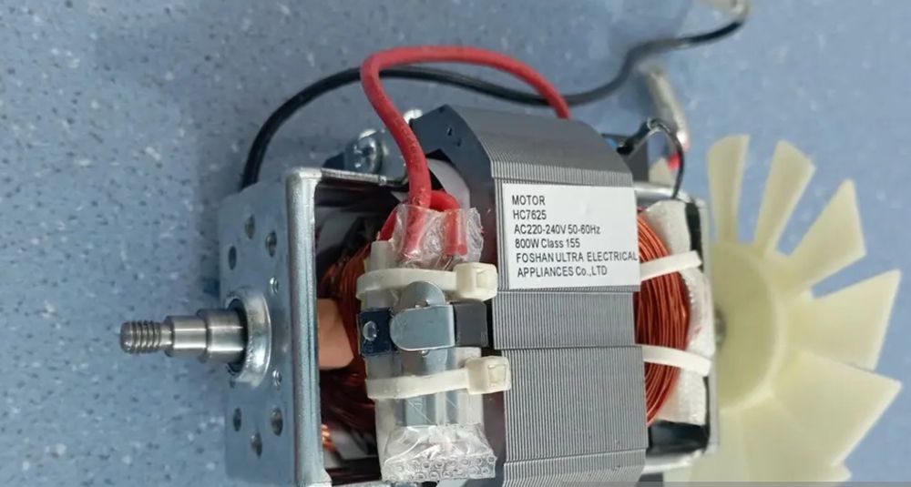 Motor 800W, HC7625 Class 155 HC70/28 220-240v/50-60Hz