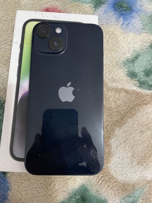 Айфон 14 в хорошем состояние