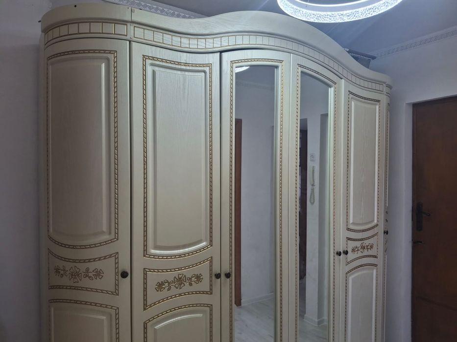 Продам спальный горнитура